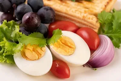 BAGAIMANA CARA MELAKUKAN DIET TELUR