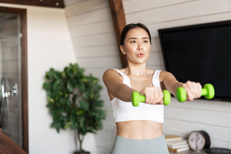 Membangun Otot Bukan Cuma Butuh Protein, Tapi Karbohidrat Juga Penting