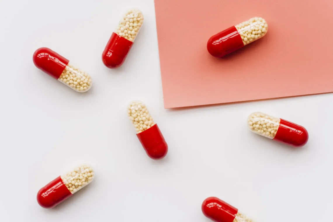 manfaat l carnitine Benefits of L-carnitine injections are aplenty!  This injection is a great way to boost your energy levels, help with weight management, and even promote healthy heart function.  Studies show that 5 Manfaat L-Karnitin: Bantu Turunkan