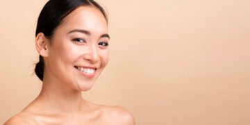 Collagen Banking 101: Kenapa Menabung Kolagen di Usia 25+ Lebih Penting Daripada Koleksi Serum Mahal