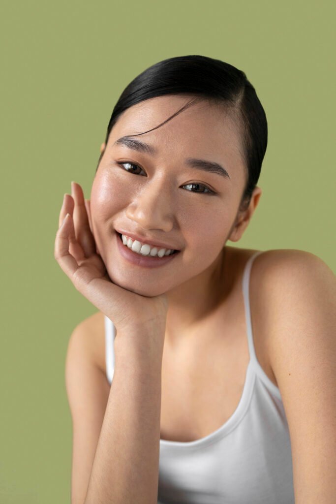 Collagen Banking 101: Kenapa Menabung Kolagen di Usia 25+ Lebih Penting Daripada Koleksi Serum Mahal